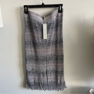 - 🆕 One grey day midi skirt